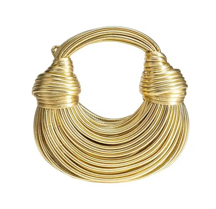 Leyla Tasche